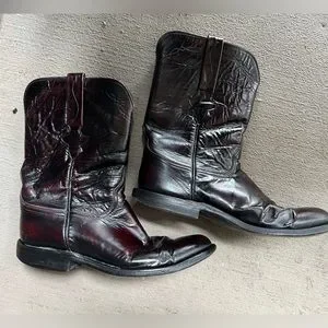 Lucchese boots, classic one of a kind. Lucchese Classics Exotic Stingray Cowboy Boots 7.5D (Men main image 3